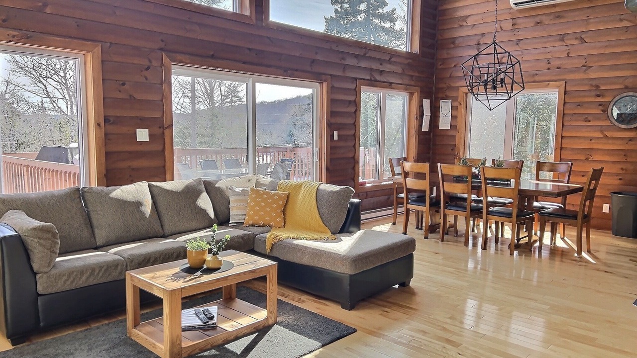 Photo of Livingroom in Wentworth-Nord