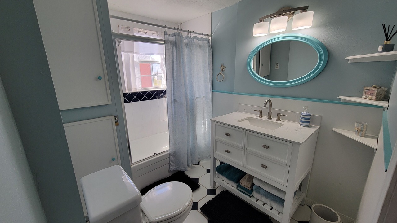 Photo of Bathroom in Cedar Lane