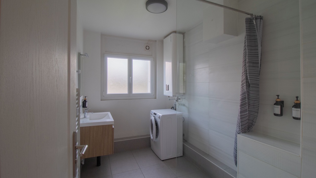 Photo of Bathroom in Saint-Nazaire