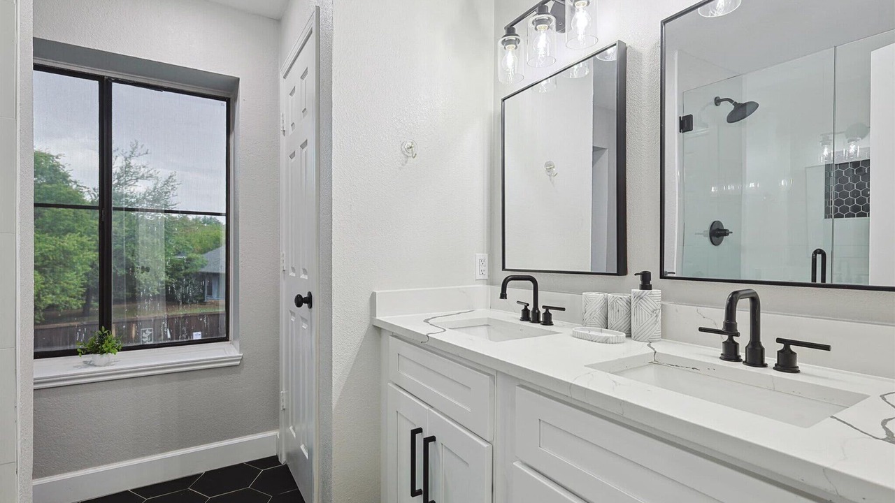 Photo of Bathroom in Flower Mound
