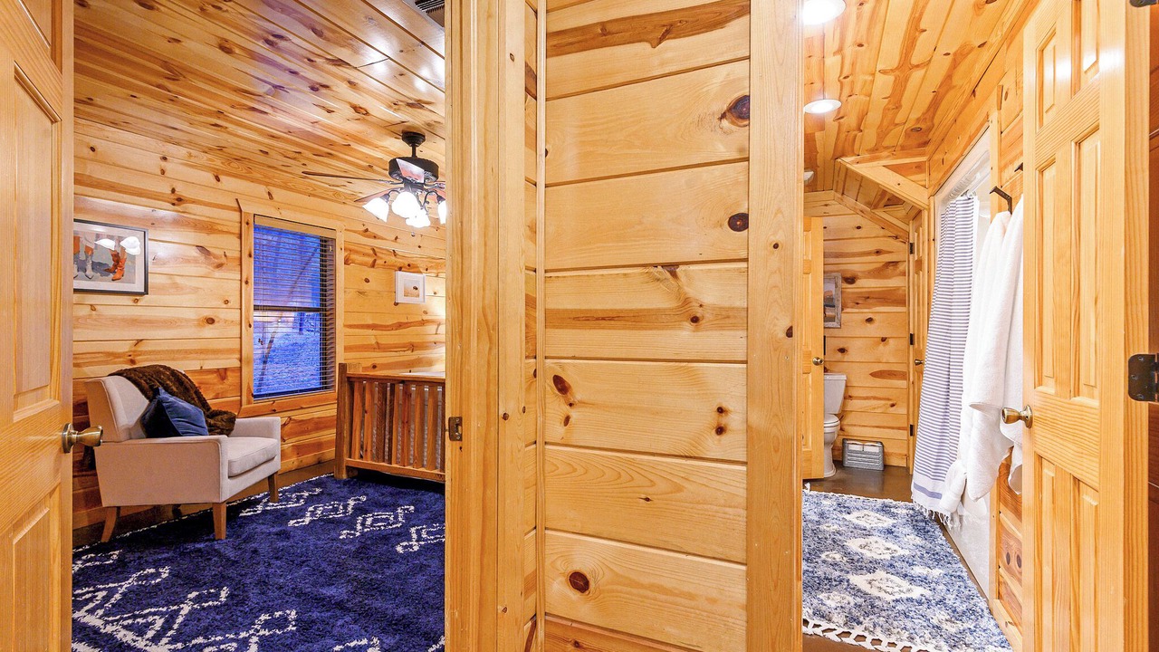 Photo of Bathroom in Broken Bow