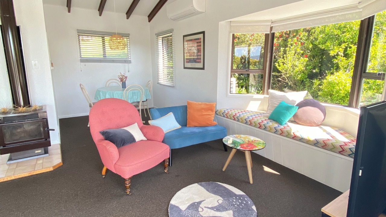 Photo of Livingroom in Cable Bay