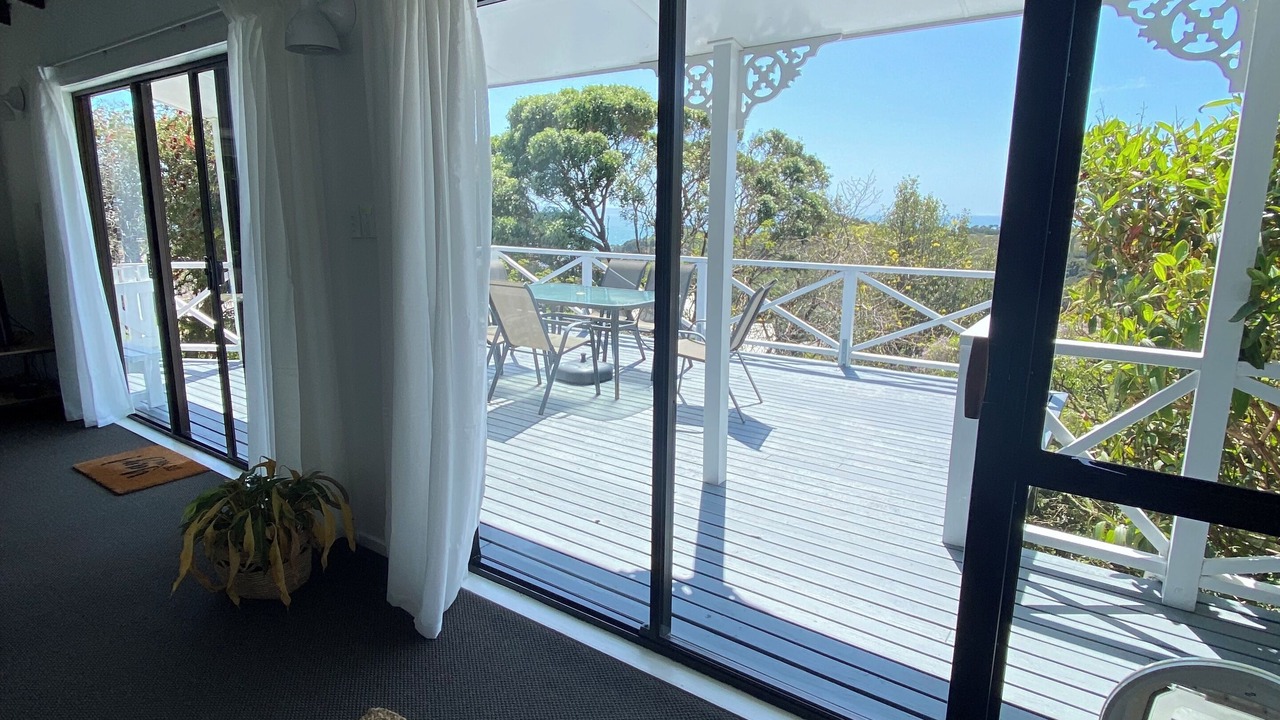 Photo of Others in Cable Bay