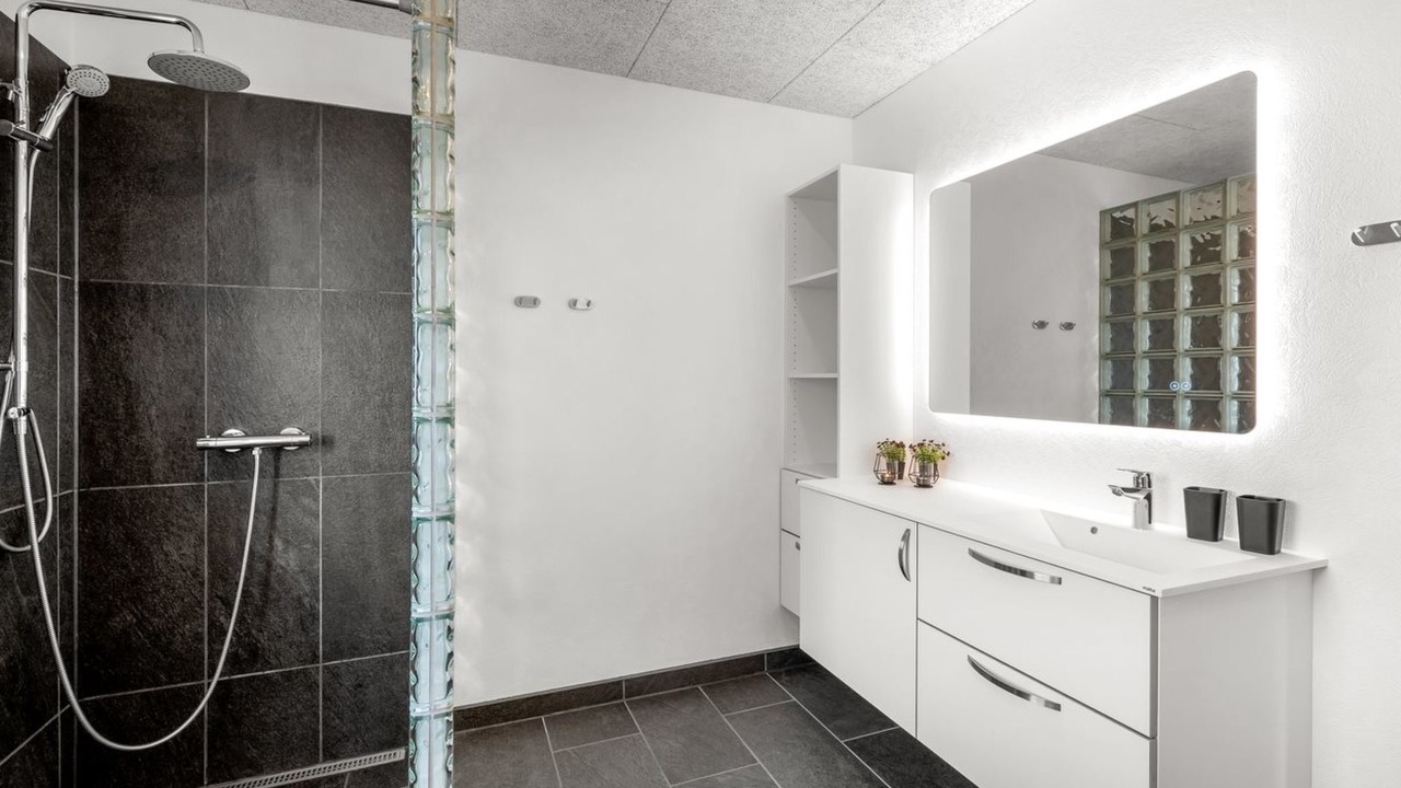 Photo of Bathroom in Skjern
