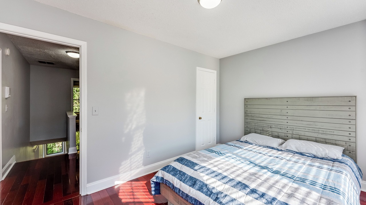 Photo of Bedroom in Stone Mountain