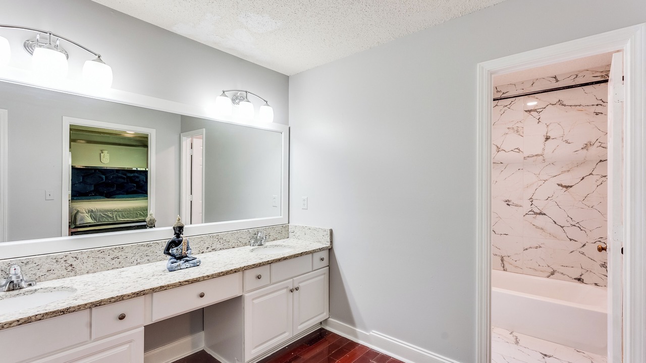 Photo of Bathroom in Stone Mountain