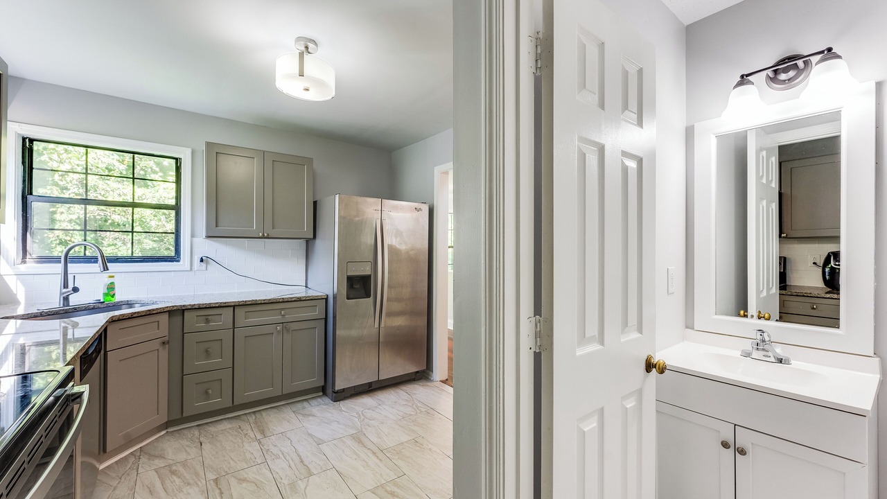 Photo of Kitchen in Stone Mountain