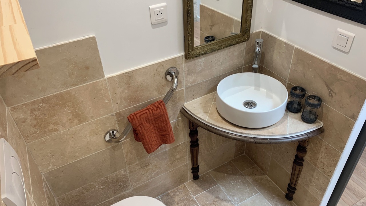 Photo of Bathroom in Moze-sur-Louet