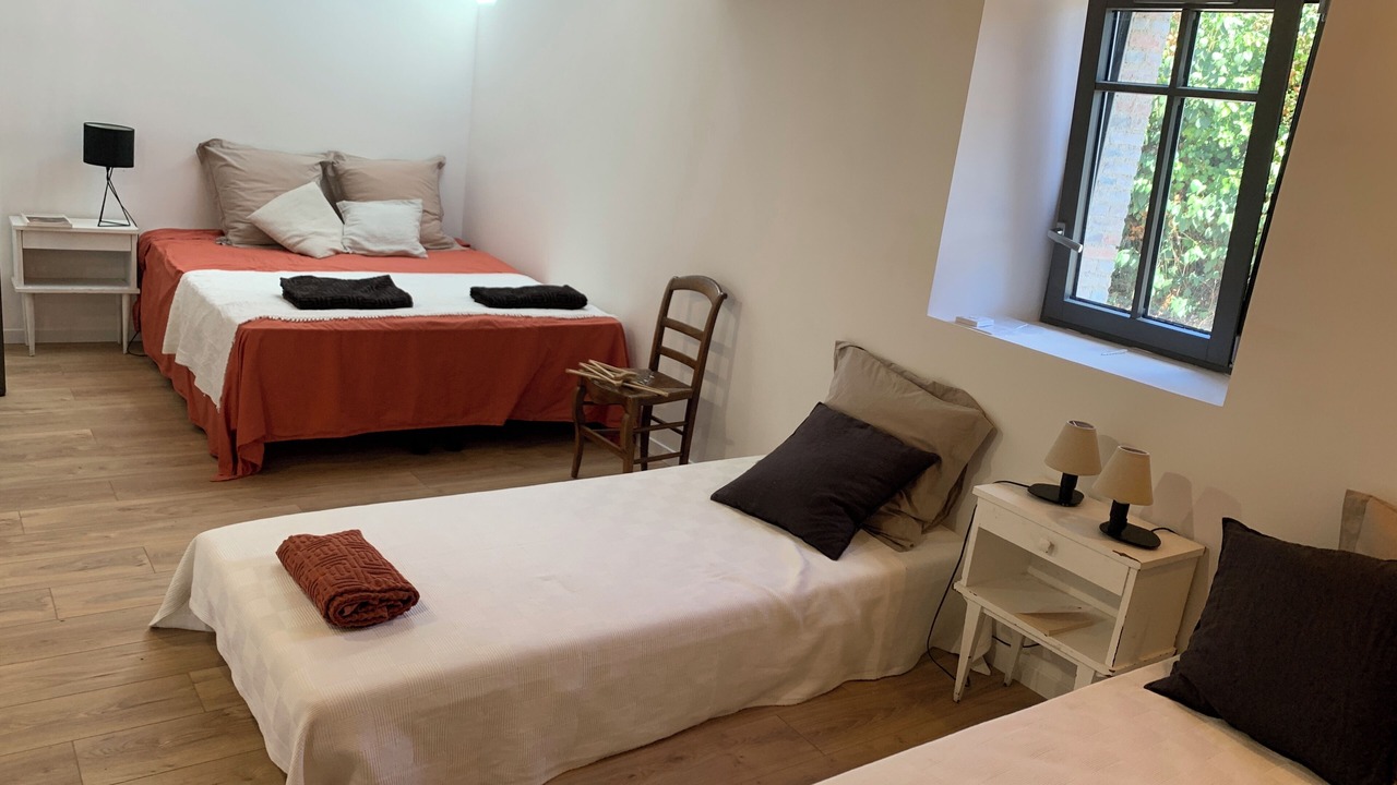 Photo of Bedroom in Moze-sur-Louet