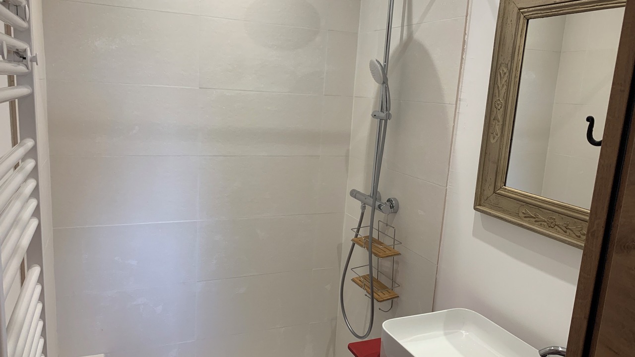 Photo of Bathroom in Moze-sur-Louet