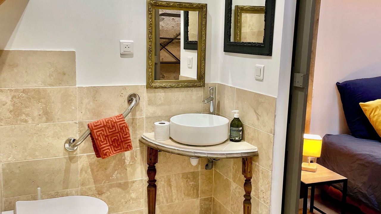 Photo of Bathroom in Moze-sur-Louet