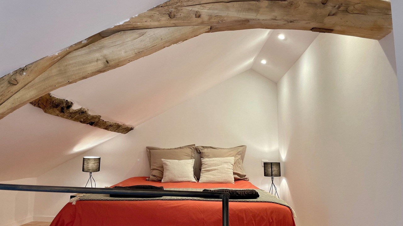 Photo of Bedroom in Moze-sur-Louet