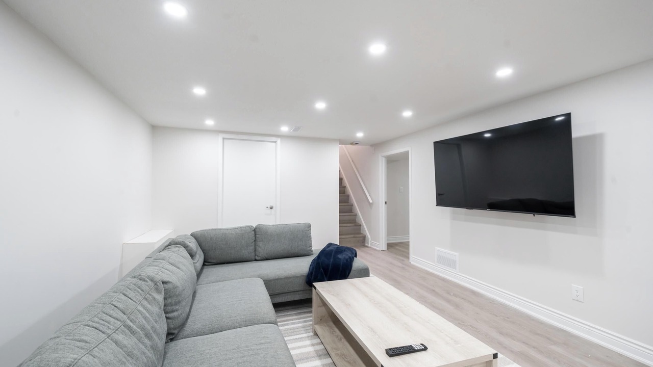 Photo of Livingroom in Lakeview