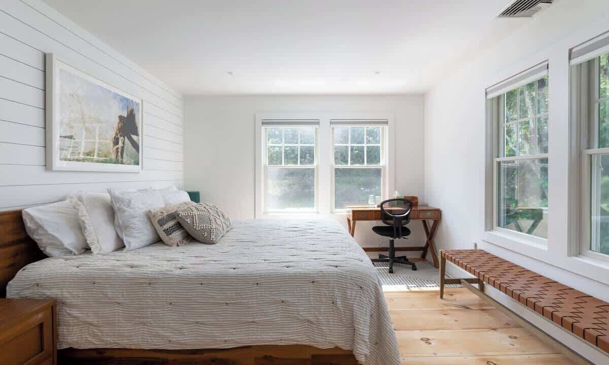 Photo of Bedroom in Jamestown Shores