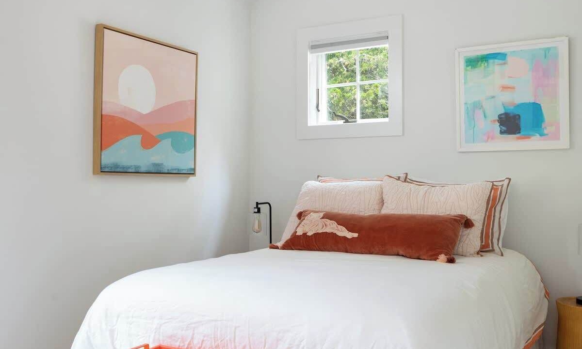 Photo of Bedroom in Jamestown Shores
