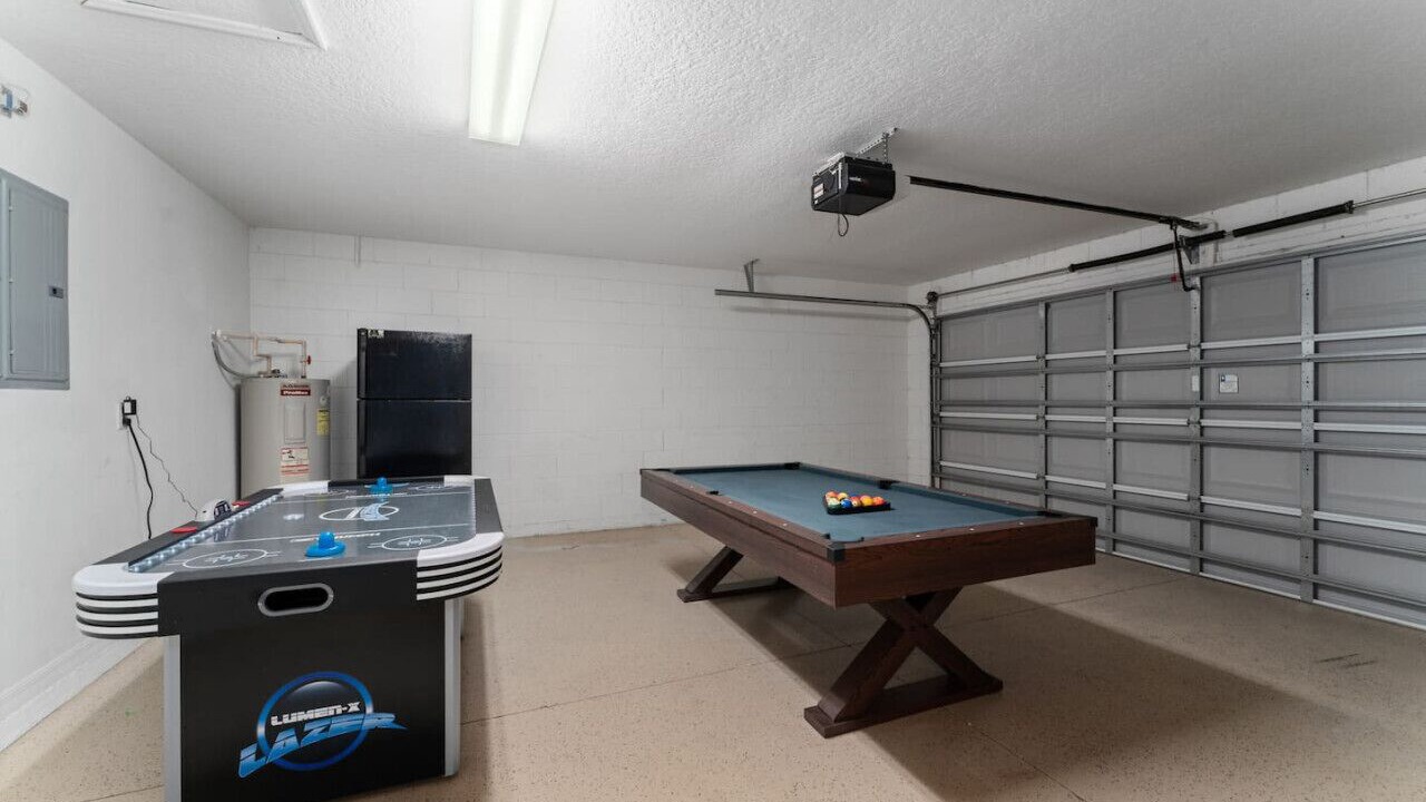 Photo of Bedroom in Crystal Cove