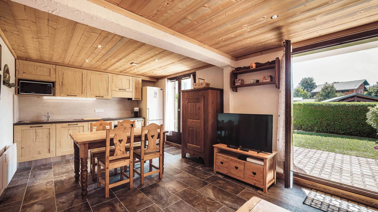 Photo of Kitchen in Demi-Quartier