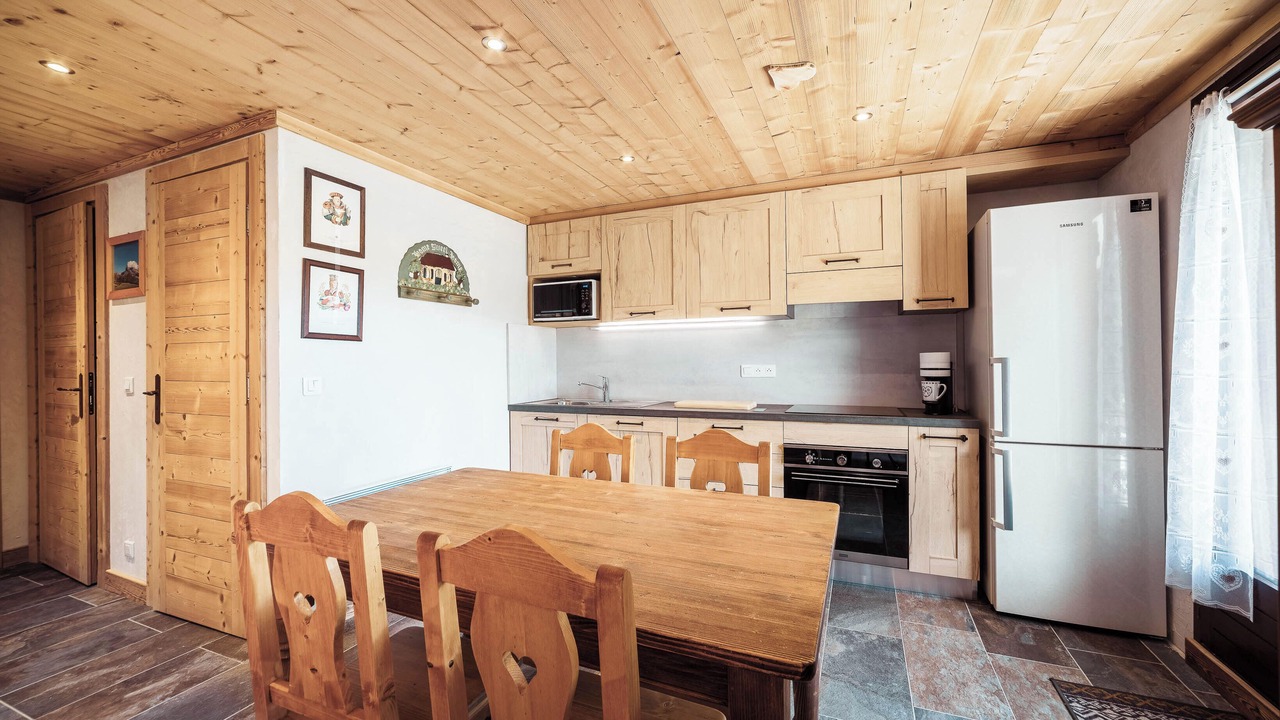 Photo of Kitchen in Demi-Quartier