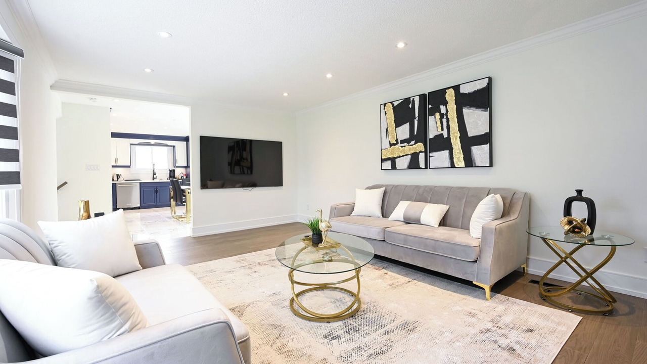 Photo of Livingroom in Ashburn
