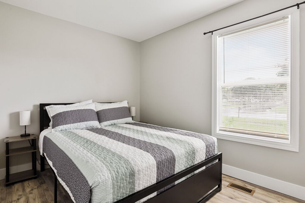 Photo of Bedroom in Island Lake