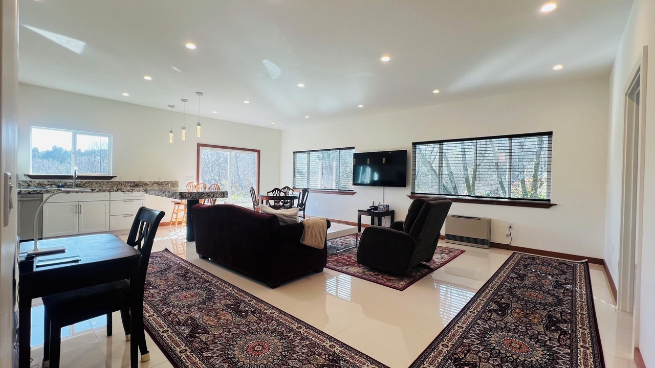 Photo of Livingroom in Inglenook