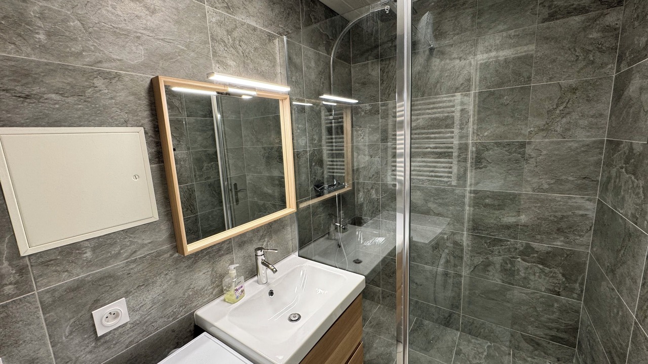 Photo of Bathroom in Grigny