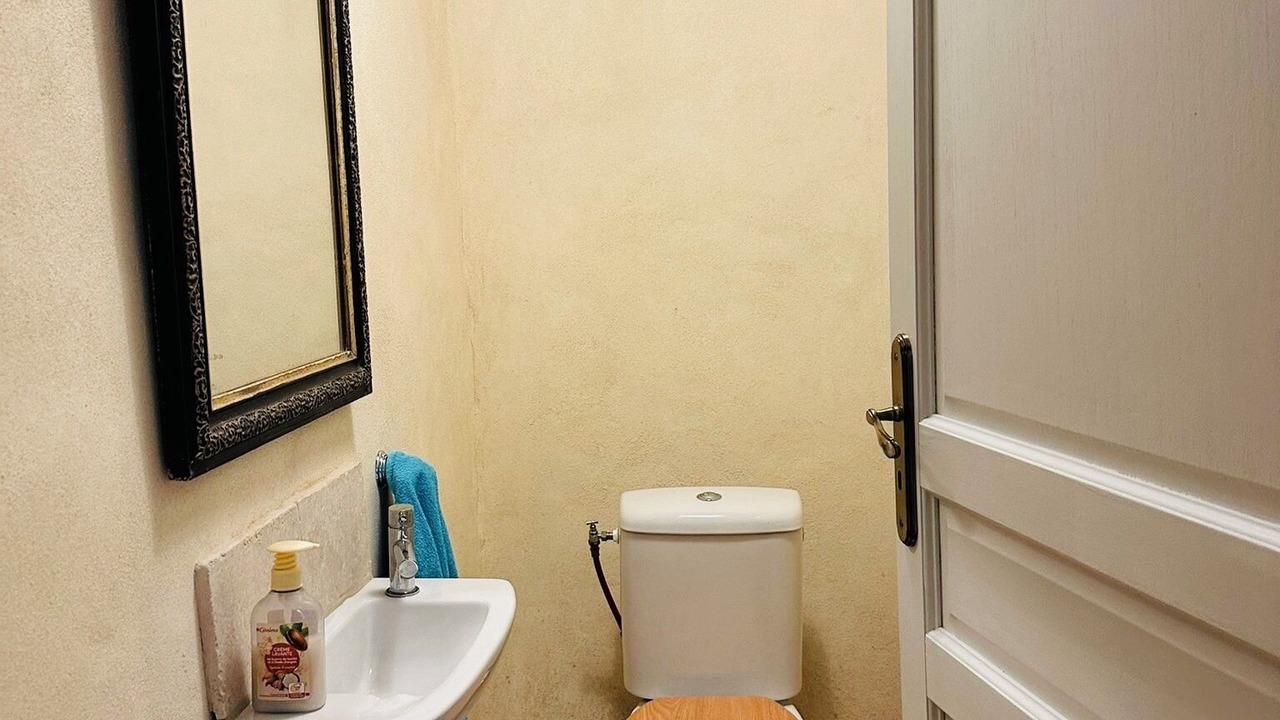 Photo of Bathroom in Saint-Hippolyte-de-Montaigu