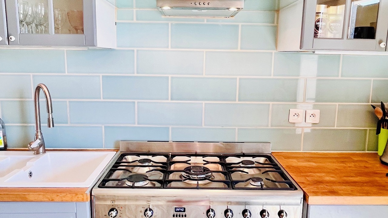 Photo of Kitchen in Saint-Hippolyte-de-Montaigu