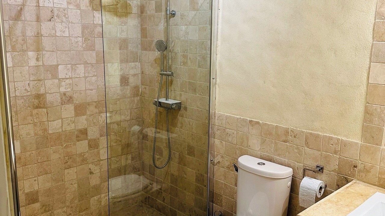 Photo of Bathroom in Saint-Hippolyte-de-Montaigu