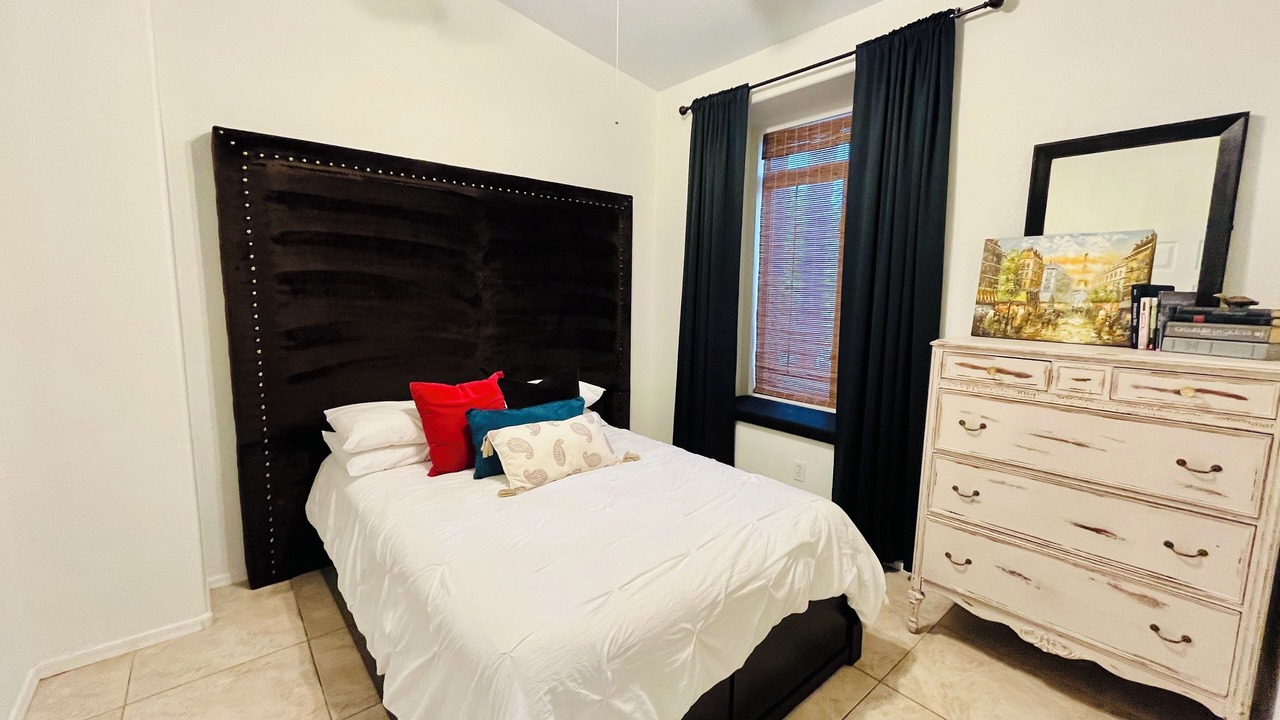Photo of Bedroom in East Mesa