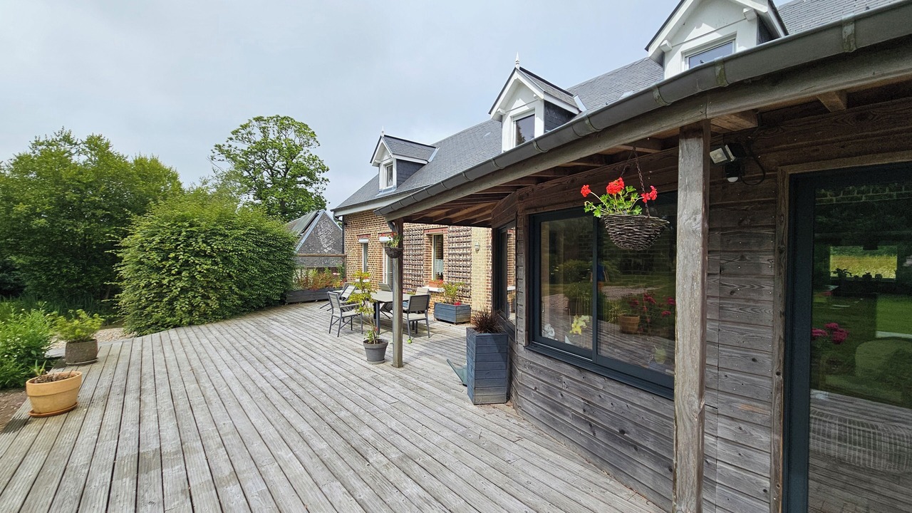 Photo of Outdoor in Cuverville
