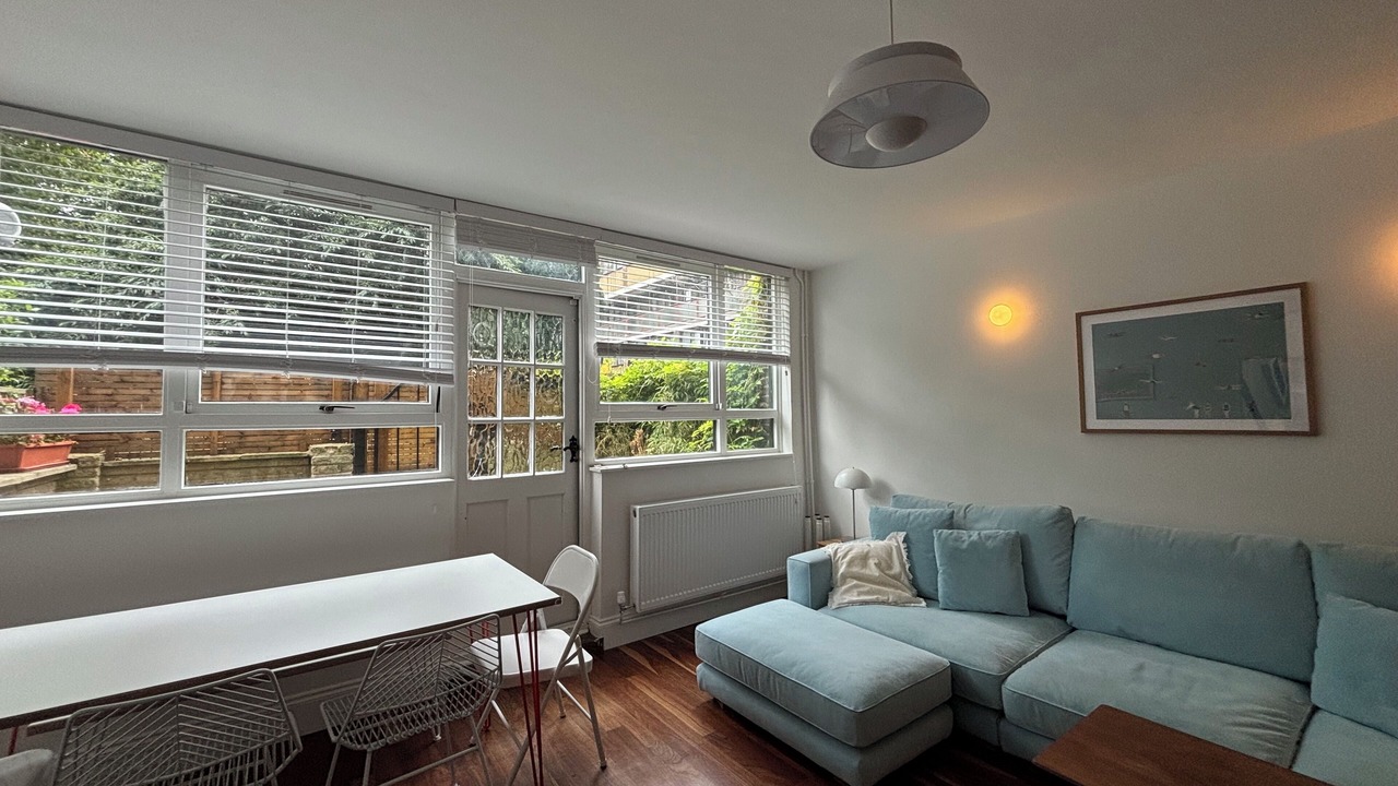 Photo of Others in Hoxton