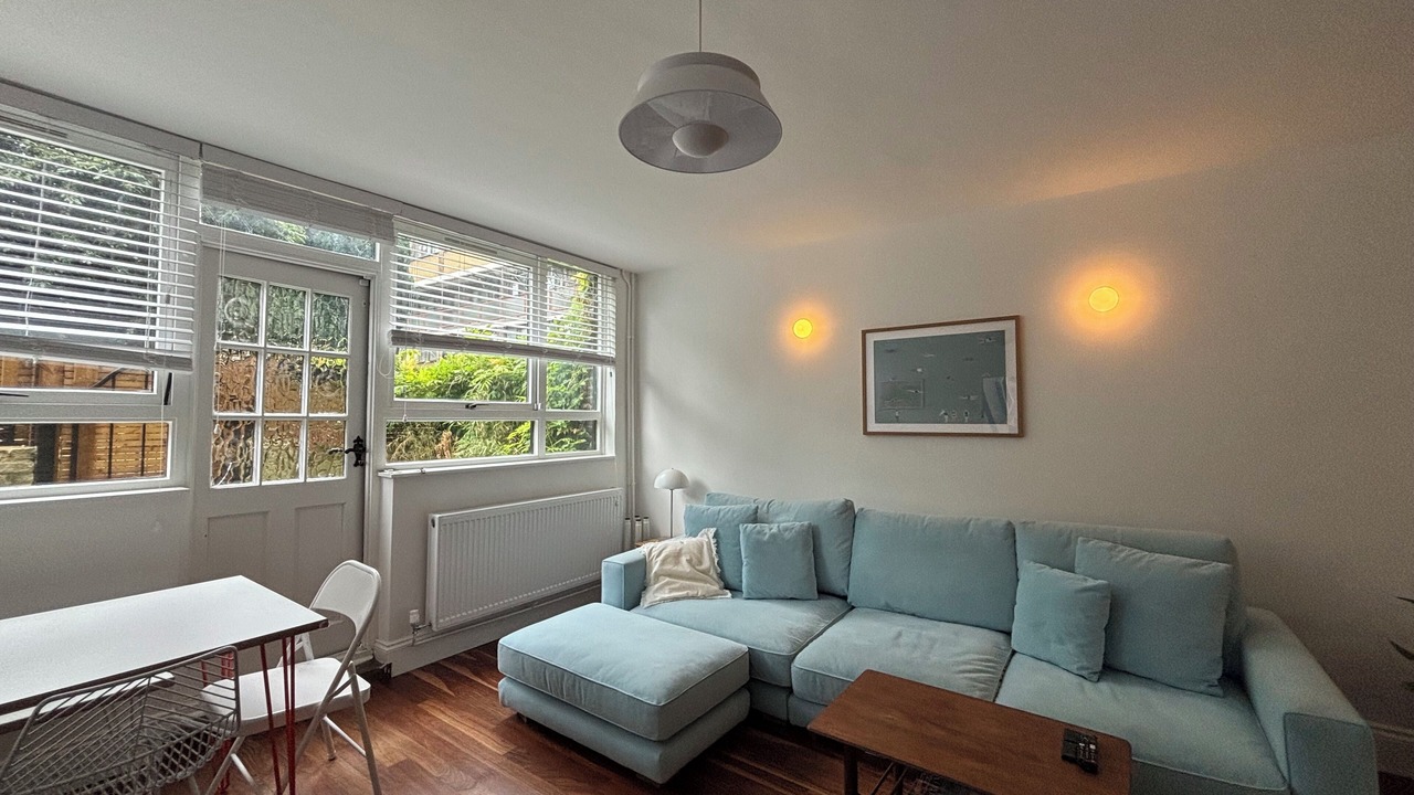 Photo of Others in Hoxton