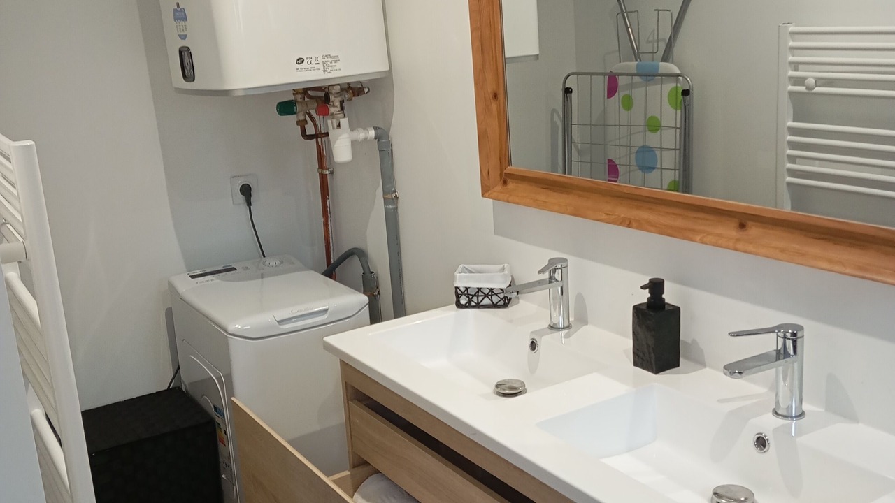 Photo of Bathroom in Aurillac