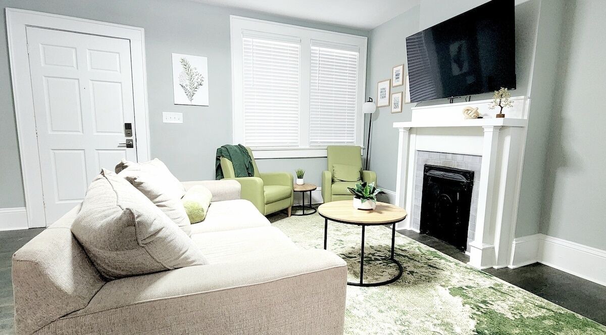 Photo of Livingroom in Winston - Salem