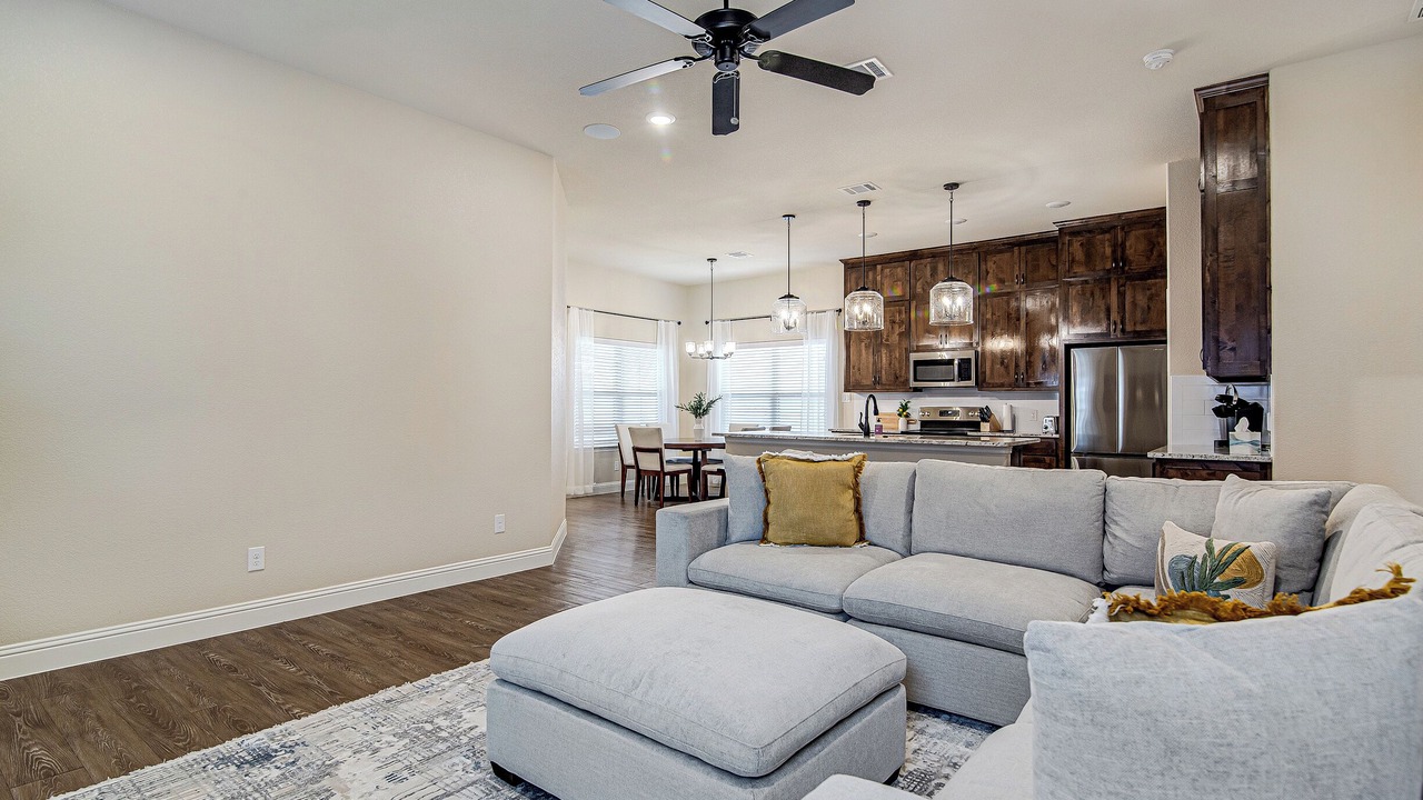 Photo of Livingroom in Burleson