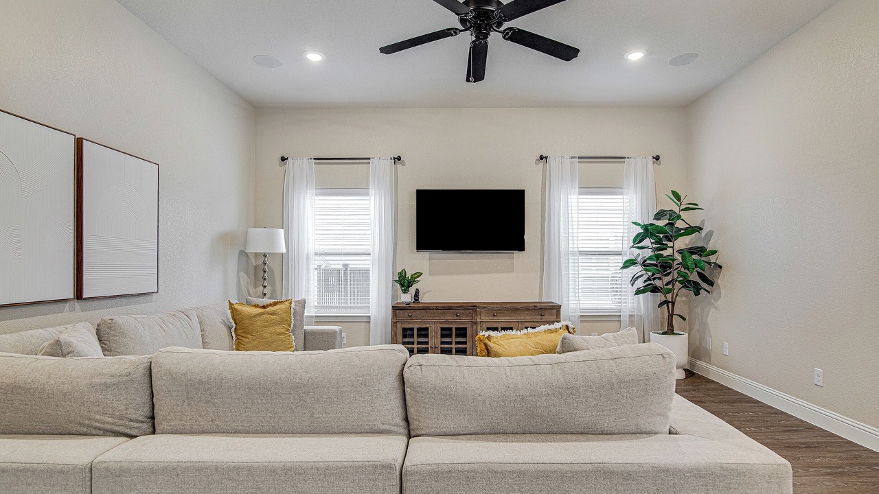 Photo of Livingroom in Burleson