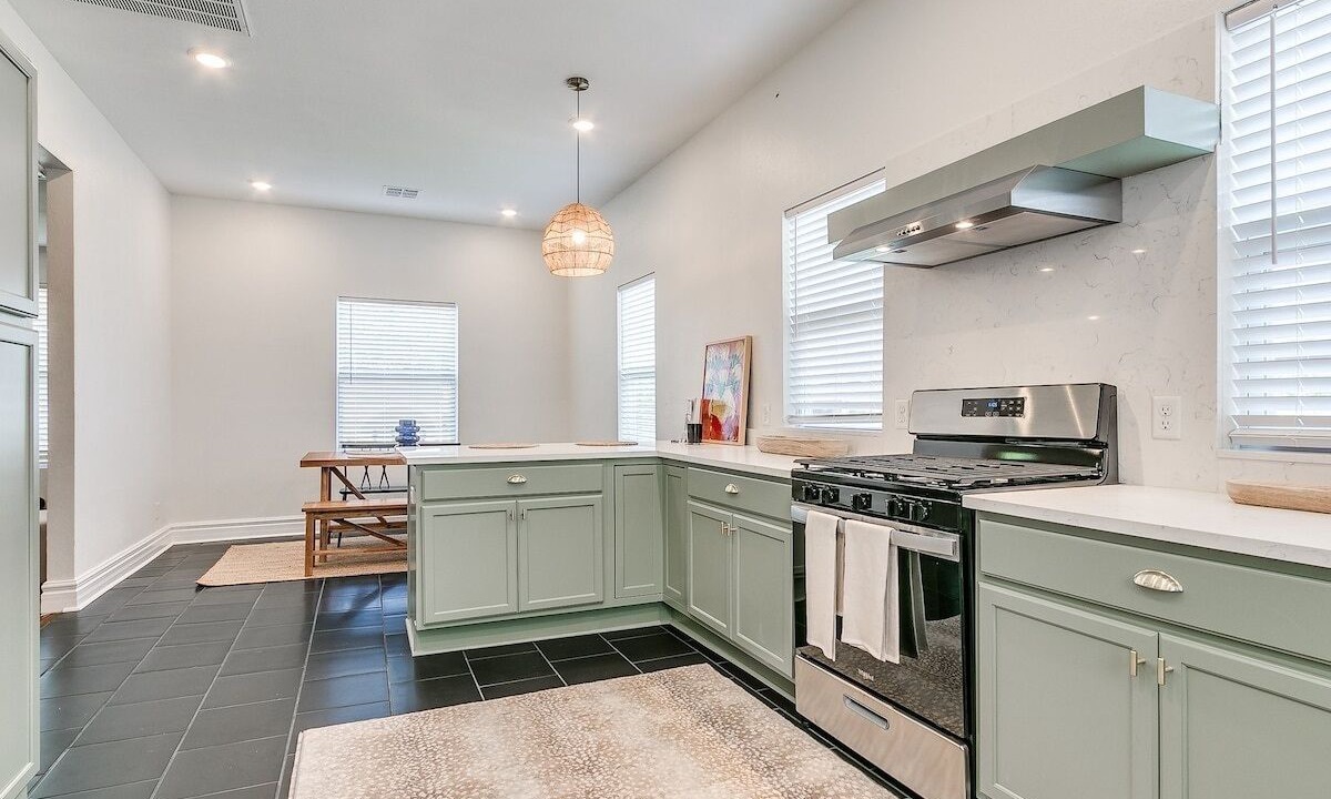 Photo of Kitchen in Crescent