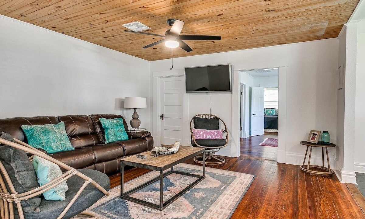 Photo of Livingroom in Crescent