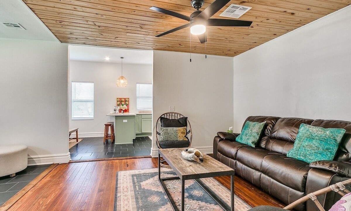 Photo of Livingroom in Crescent