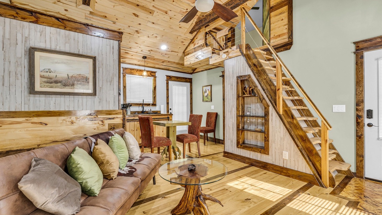 Photo of Livingroom in Starkville