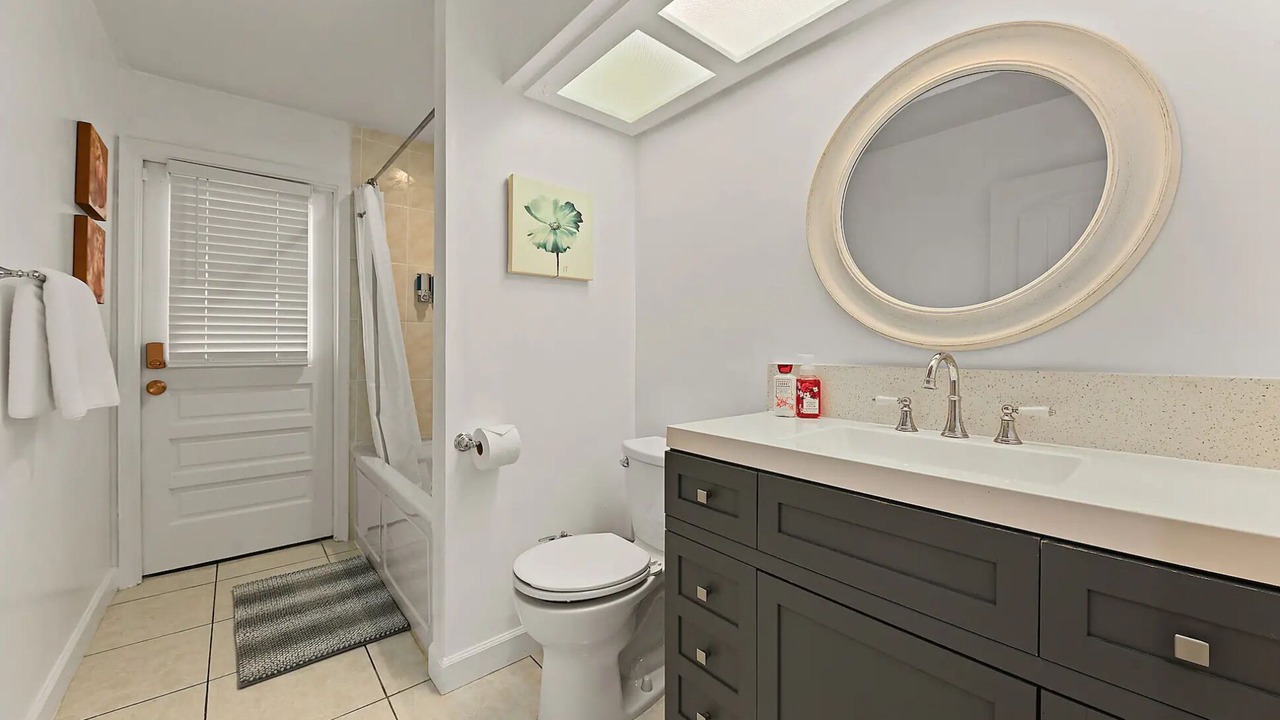 Photo of Bathroom in Lake Worth