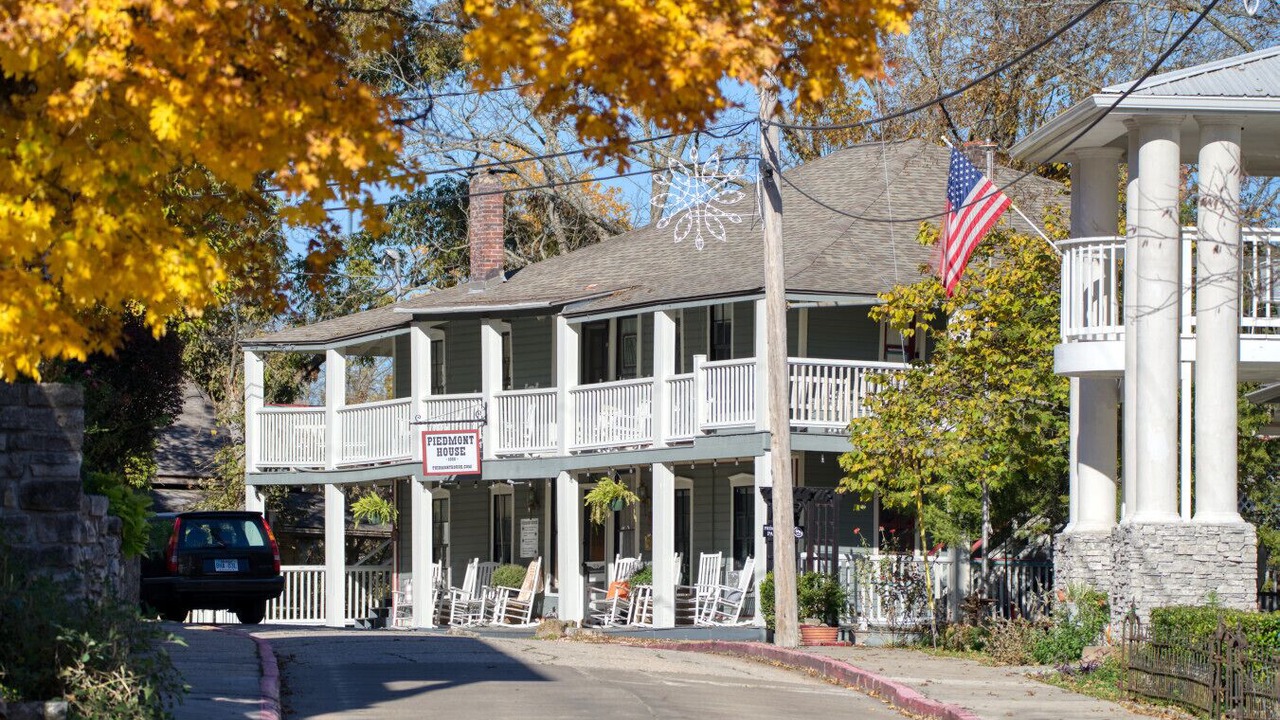 Photo of Others in Eureka Springs Historic District