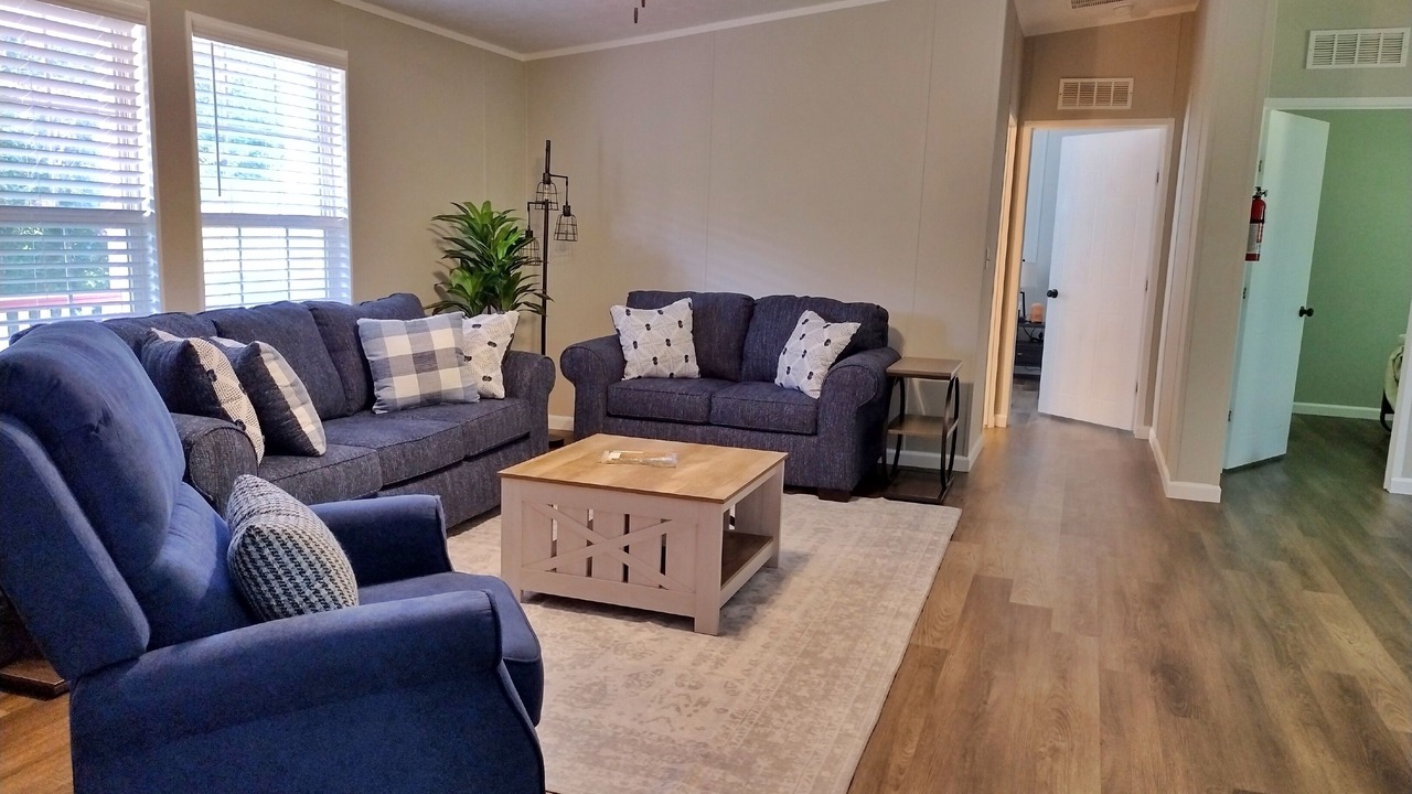 Photo of Livingroom in Milton