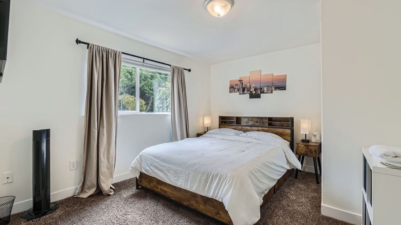 Photo of Bedroom in SeaTac