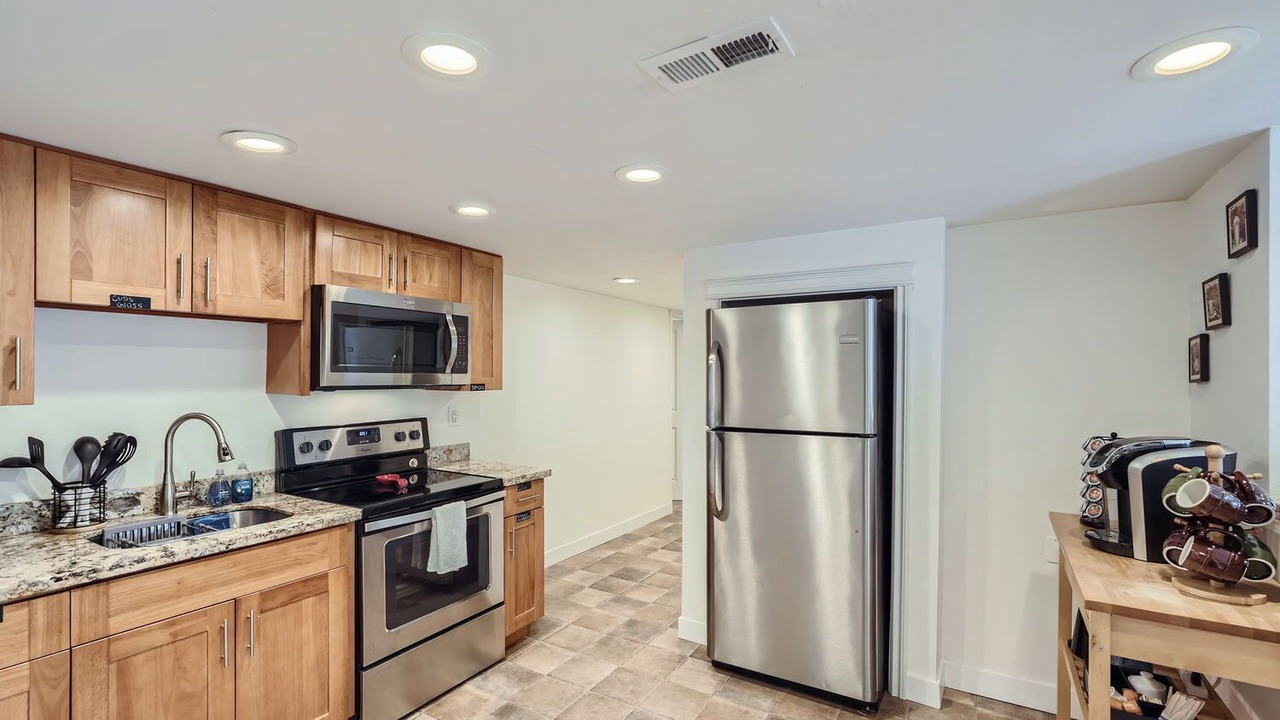 Photo of Kitchen in SeaTac