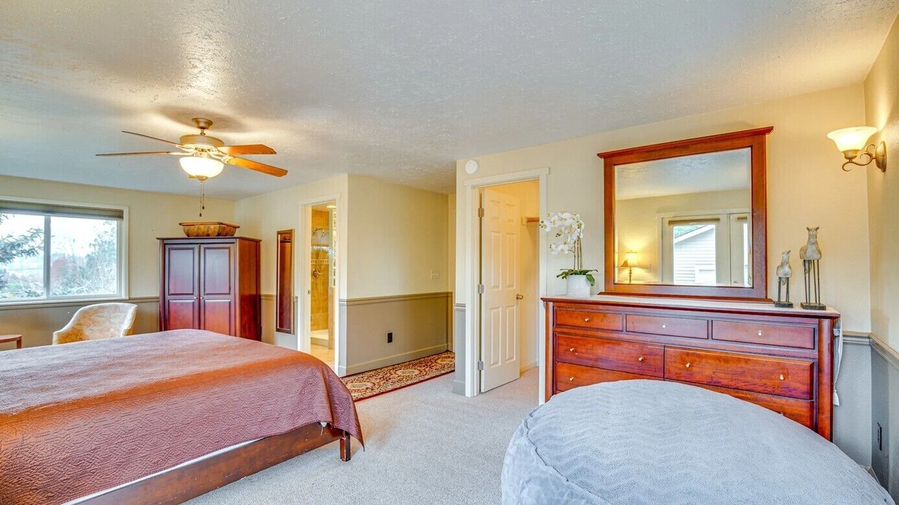 Photo of Others in Milton