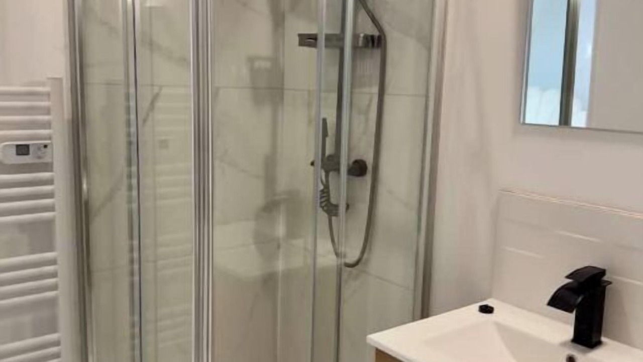 Photo of Bathroom in Douai