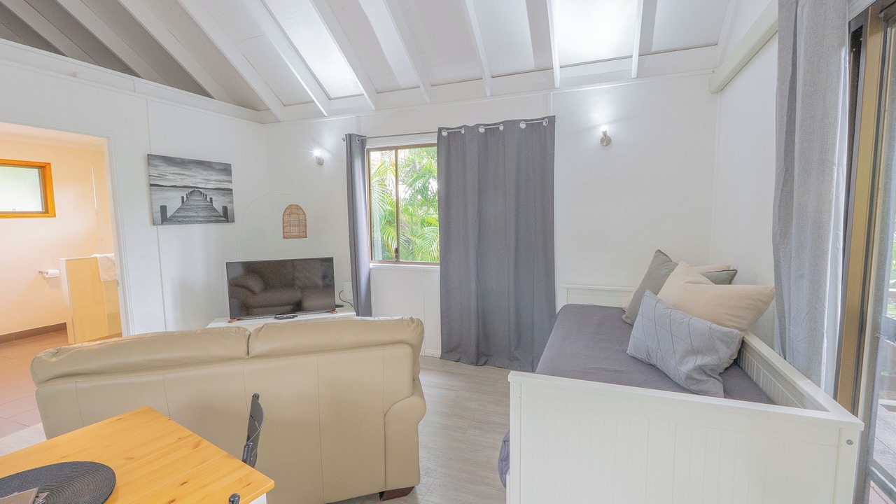 Photo of Livingroom in Amity Point