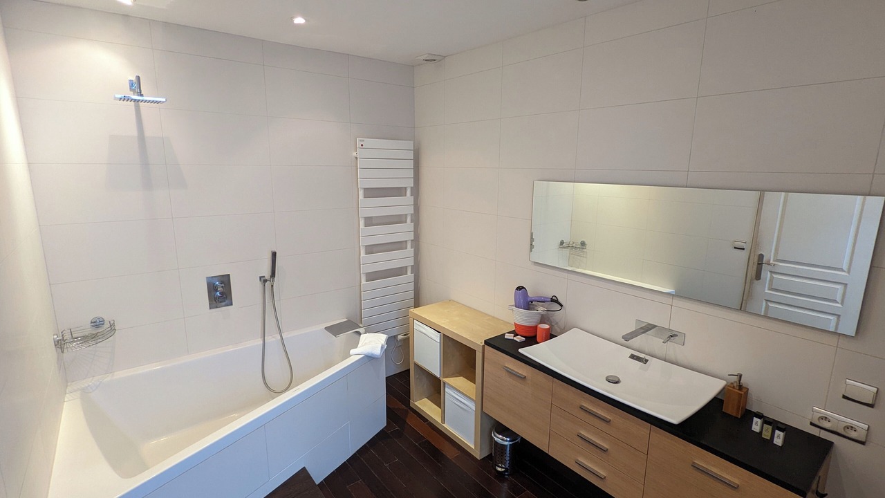Photo of Bathroom in Luc-sur-Mer